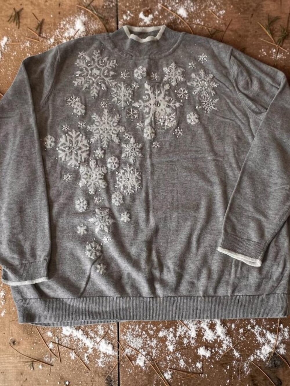 Alfred Dunner Sweater Women's Large Gray‎ White Snowflakes